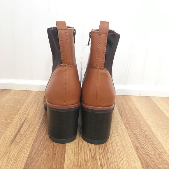 NATURALIZER Verney Brown Leather Chelsea Boot Lug Sole Weatherproof Size 9.5 New - Picture 6 of 15